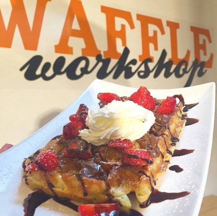 Belgian waffle with toppings made during the workshop